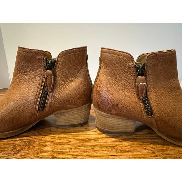 Clarks Women’s Maypearl Ramie Leather Ankle Boots Tan Size 5.5 – Timeless Style - Picture 7 of 10